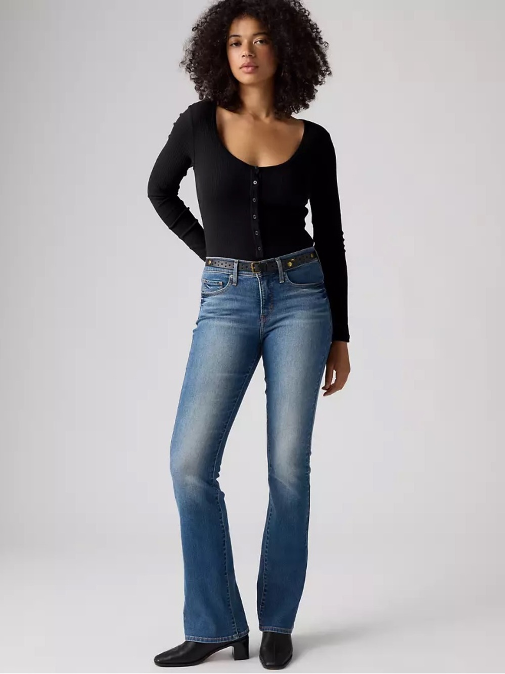 Levi's Women's Medium Blue Bootcut Jeans NWOT